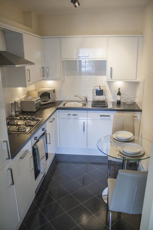 Lexington Apartments Ротсей Екстериор снимка